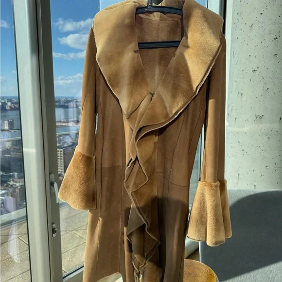 Dennis Basso Sheared Mink Reversible Camel Ruffled Coat - Picture 2 of 11